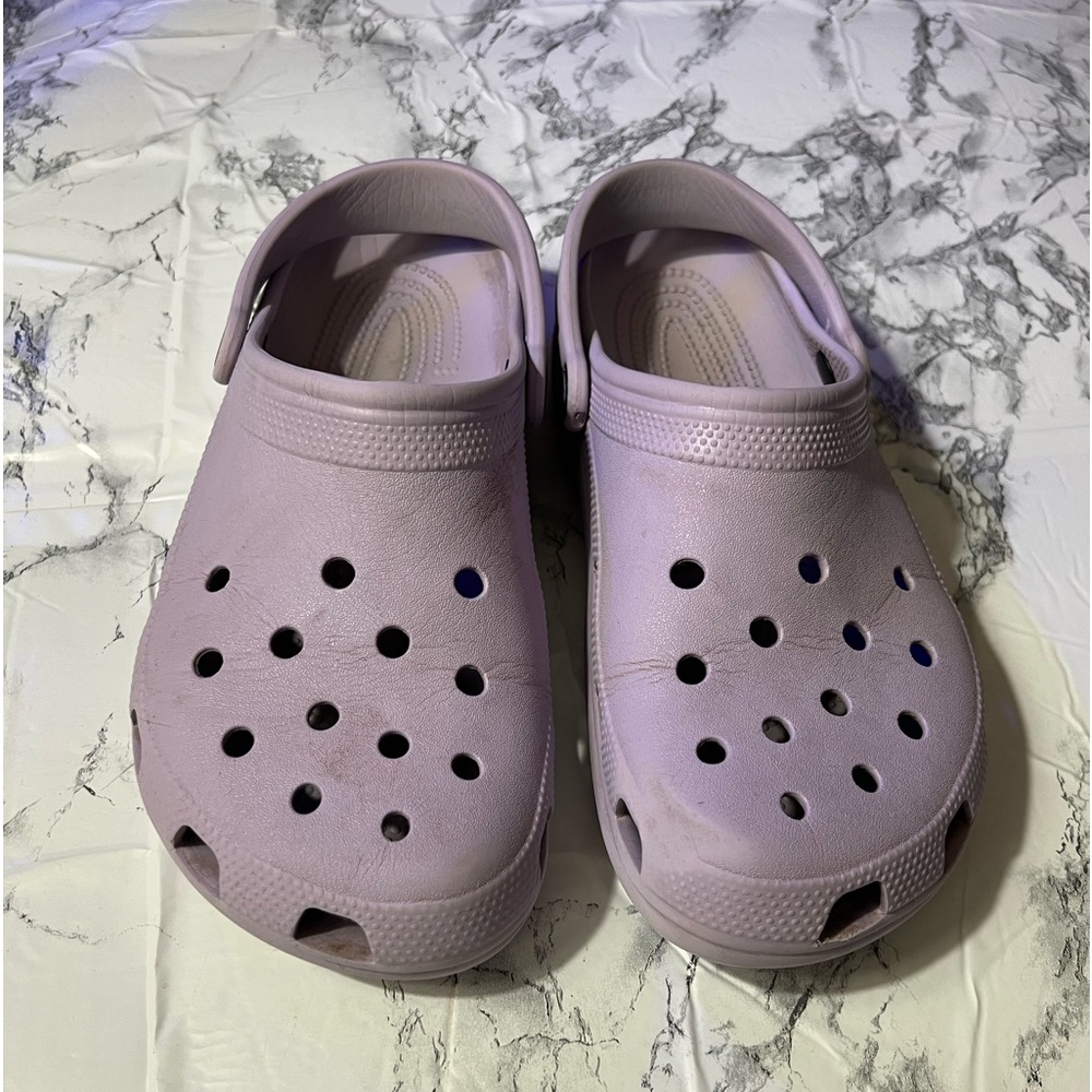 Crocs in Lilac women’s size 10